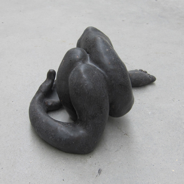 sculpture Resilience ceramics monique.sleegers utrecht 